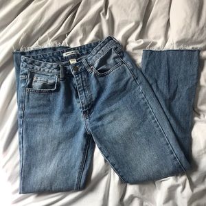 Billabong boyfriend jeans size 25